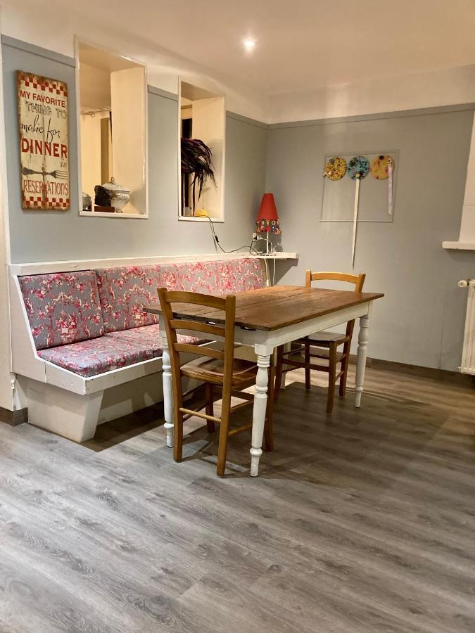 La Niche Hotel Richebourg  Bagian luar foto