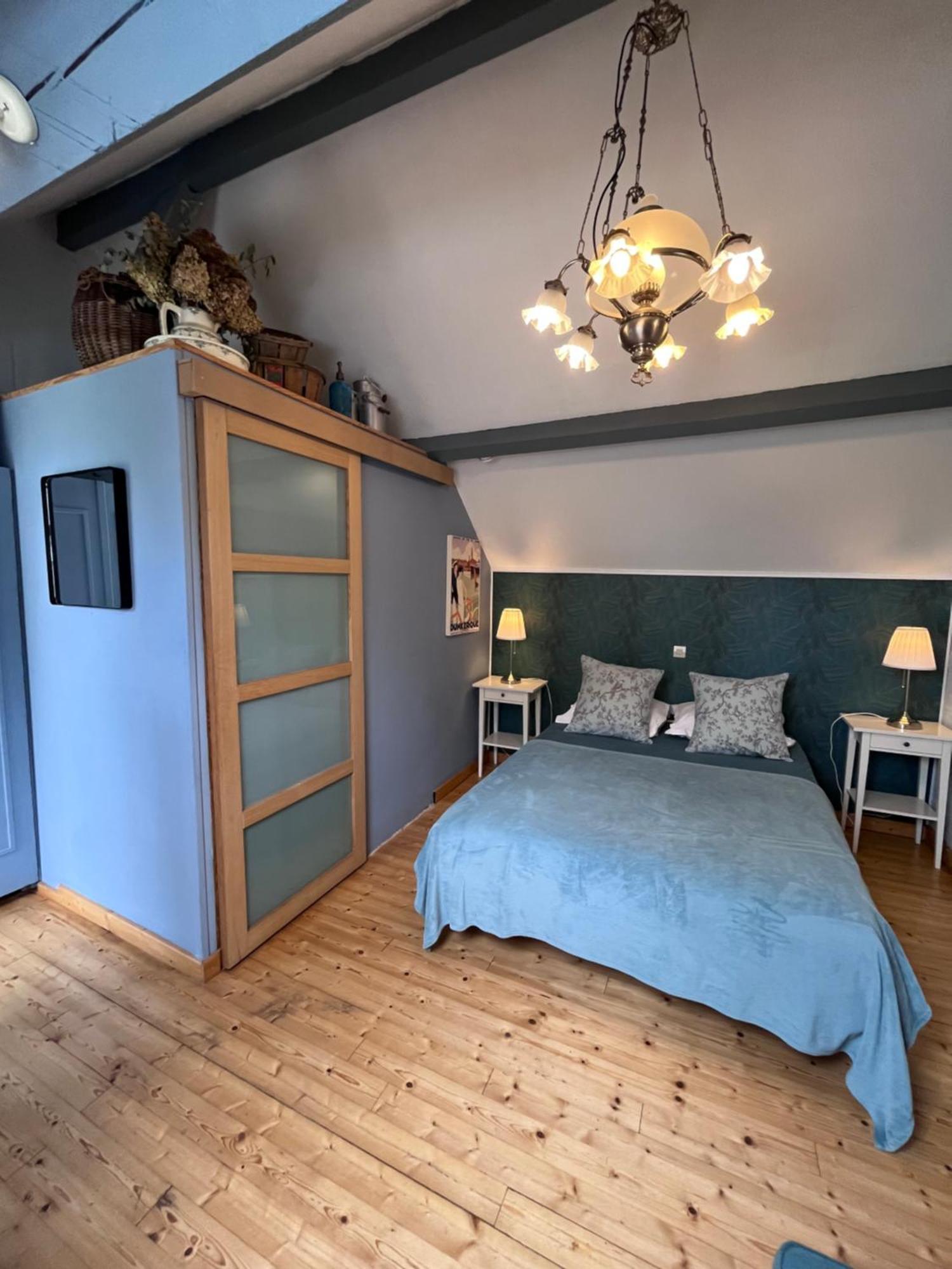 La Niche Hotel Richebourg  Bagian luar foto